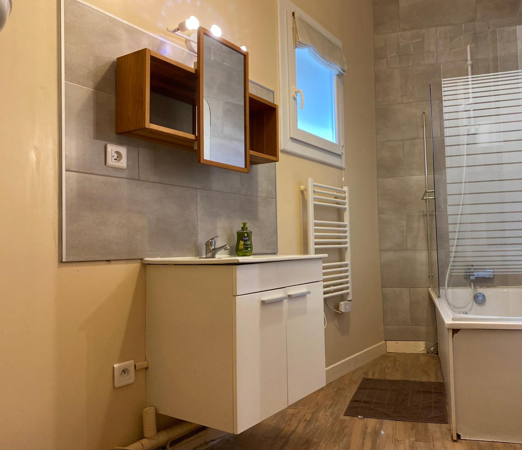 Appartement Coeur Centre Ville Noyon Exterior foto